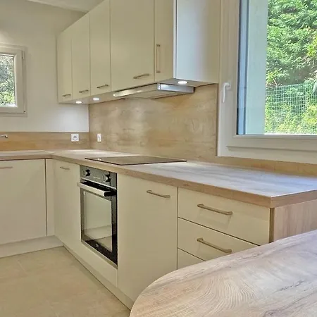 Mas Des Pins Hébergement de vacances *