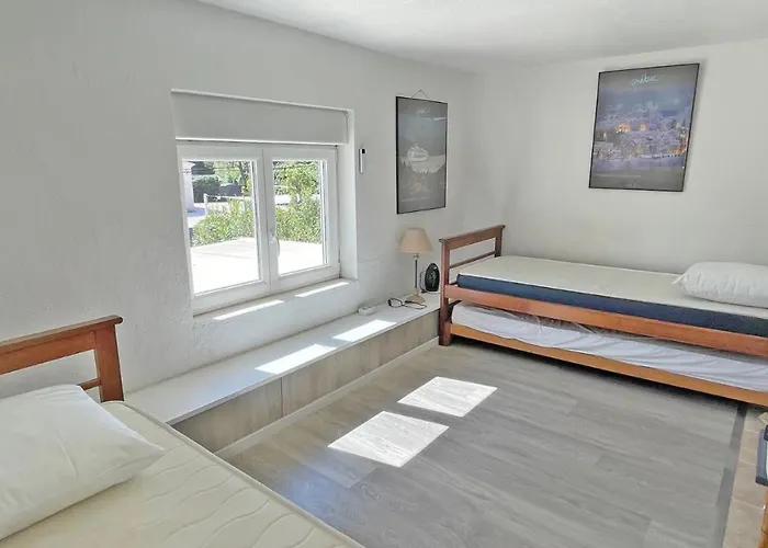 Mas Des Pins Feriehus *